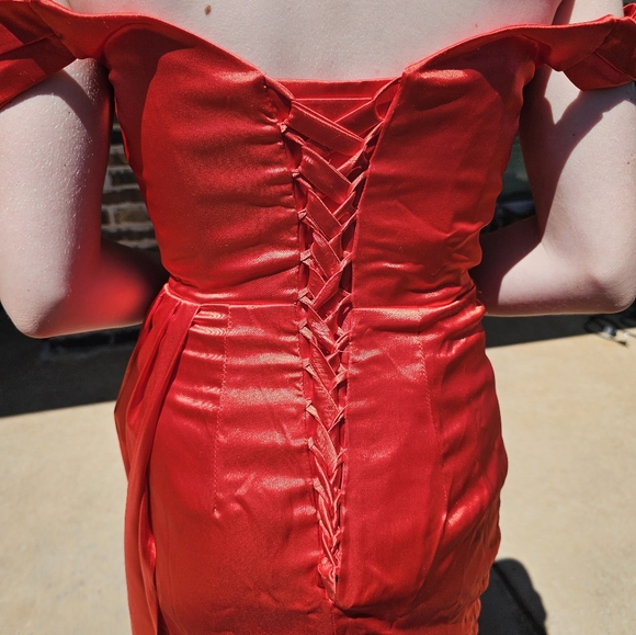 Red Ruched Off-Shoulder Prom Gown - Picture 6 of 7